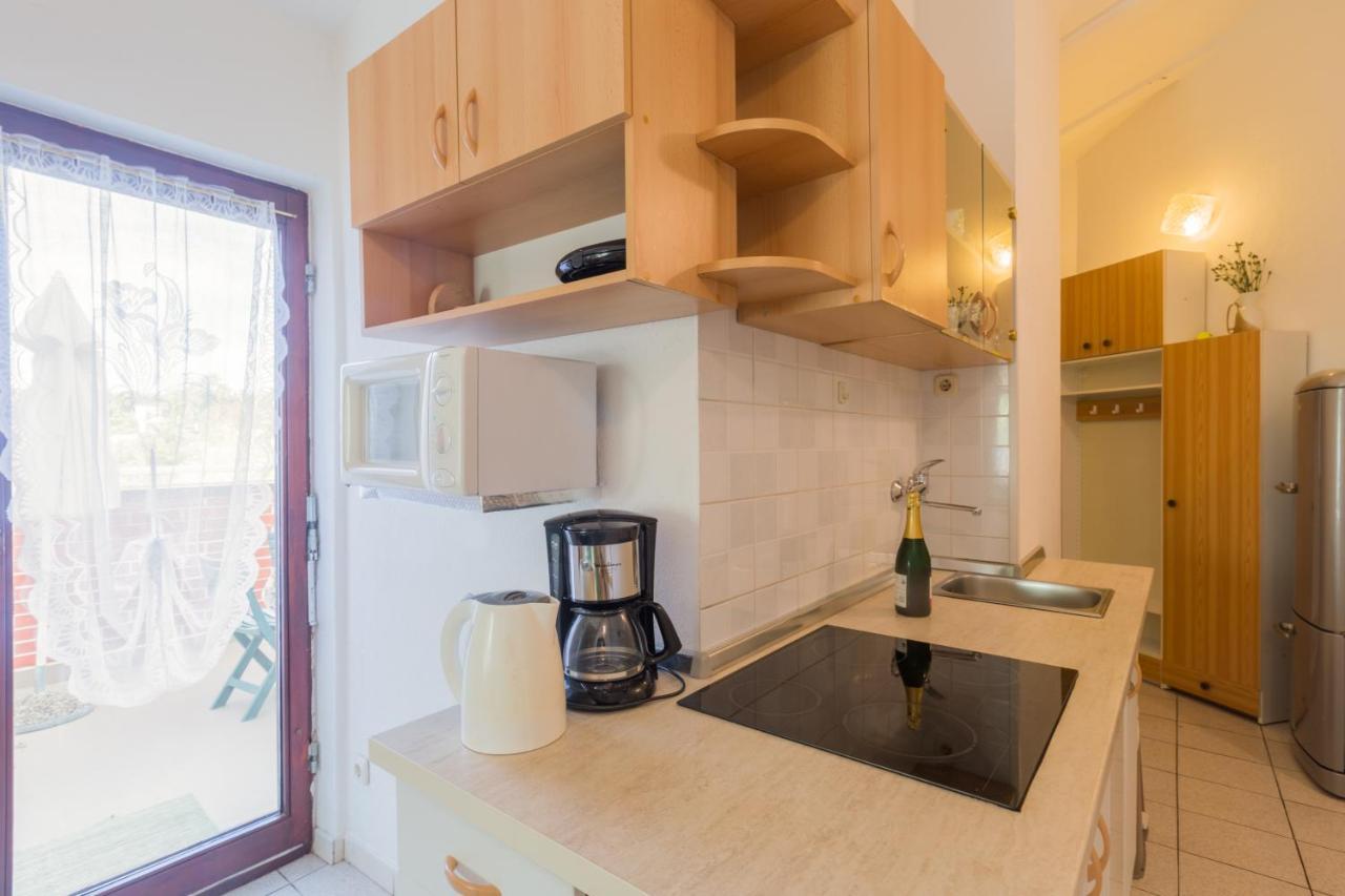 Apartments With A Parking Space Karigador, Novigrad - 2534 Exterior foto